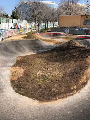 Photo de PUMPTRACK CHAMARTIN VELOSOLUTIONS