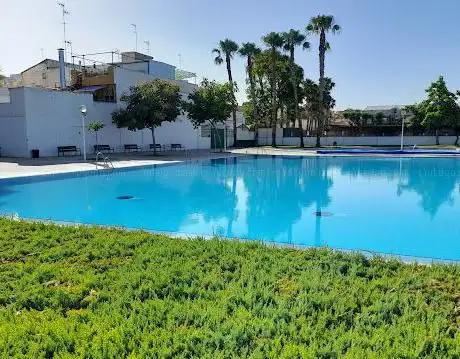 Photo de Piscina Municipal de Burjasot