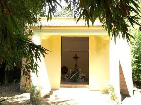 Photo de Tomba di Menotti Garibaldi