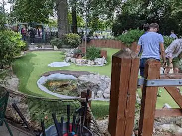 Photo de Putt in the Park