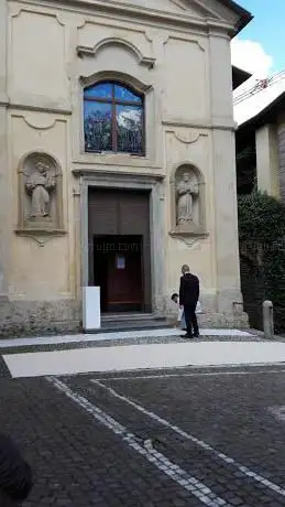 Photo de Chiesa Frati Cappuccini