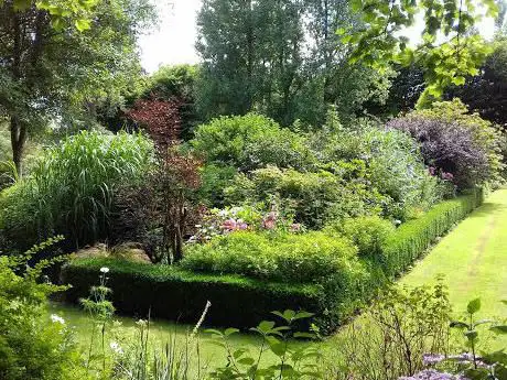 Marsh Villa Gardens