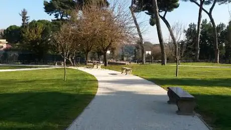 Photo de Parco San Gregorio al Celio