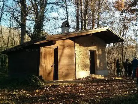 Photo de Bosco Comunale Isola del Liri
