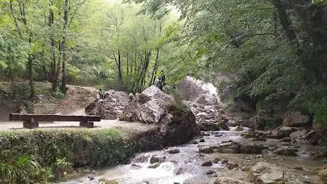 Photo de Cascata dell'Ambro