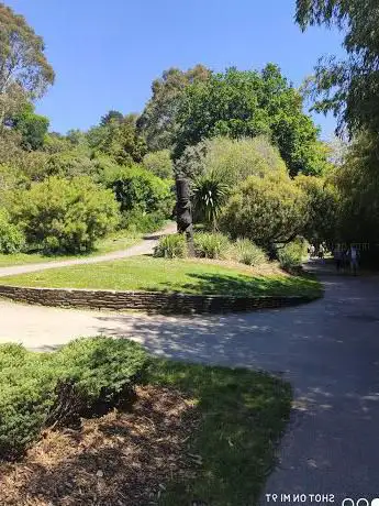 Photo de The Garden of the Explorers