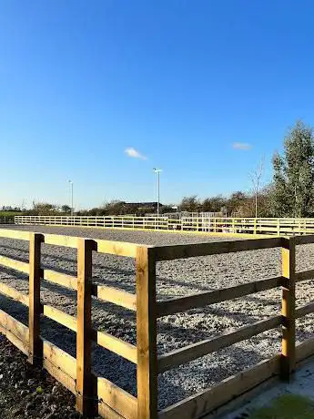Equestrian Lodge Ltd