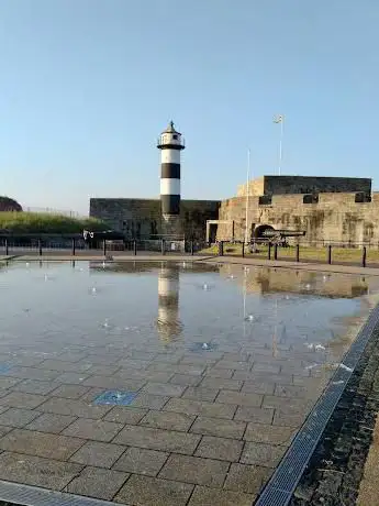 Photo de Castle Fountains