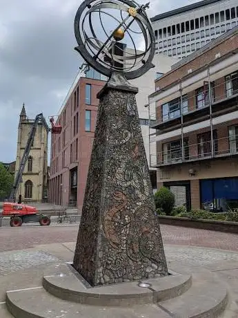 Photo de Exploration statue