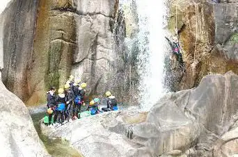 Photo de Grandeur Nature Canyoning Spéléo Via Ferrata