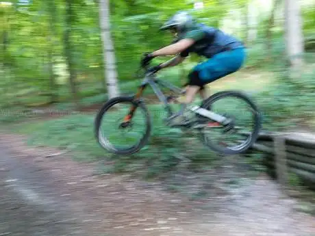 Photo de Head Down