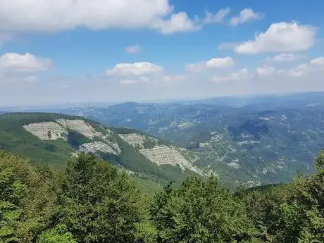 Photo de Lago Degli Idoli