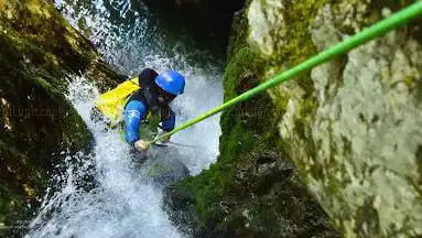 Photo de CANYONING CHALLENGE SLOVENIA (Canyoning tours in Bovec, Soca Valley)