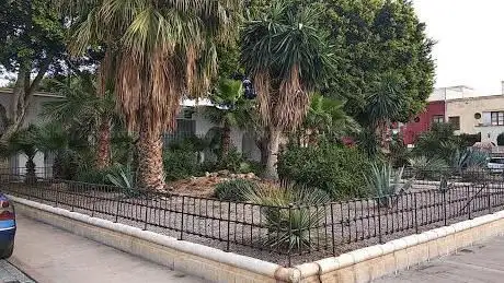 Photo de Plaza de Colón