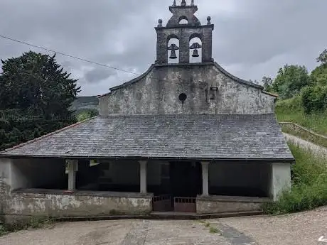 Photo de Iglesia de Santa MarÃÂa de Lago