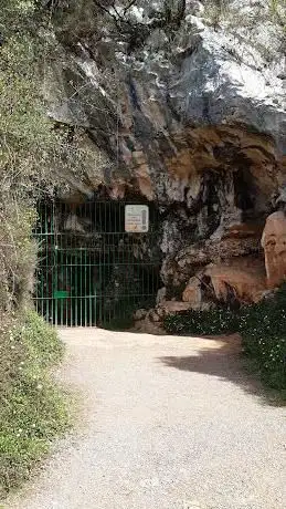 Photo de Cuevas de Monte Castillo
