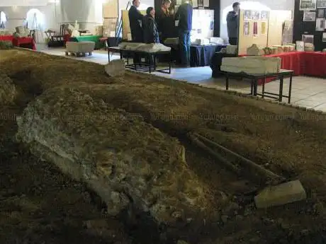 Photo de Merton Priory Chapter House