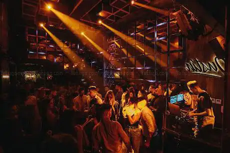 Photo de Justin The Club