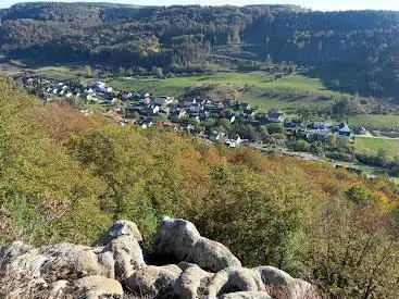 Prümtalblick mit Schutzhütte