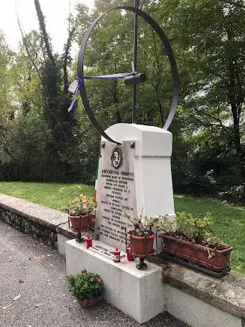 Photo de Monumento a Ottavio Bottecchia