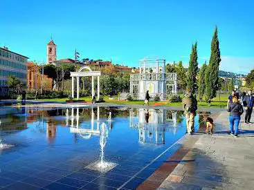 La Coulée Verte De Nice