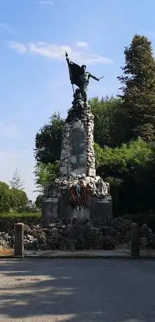 Monumento ai caduti delle due guerre