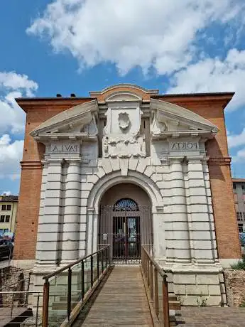 Porta Paola