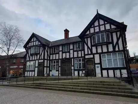 Photo de Northwich Town Centre Green Space