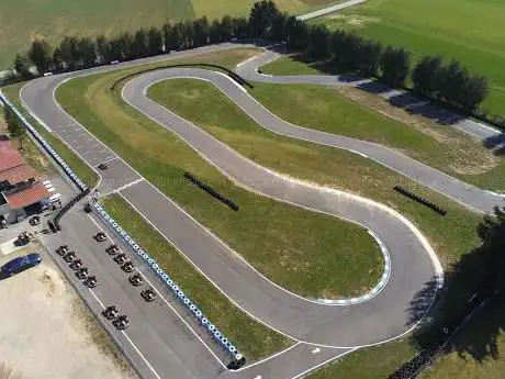 PISTE DE KARTING DE LOMMERANGE