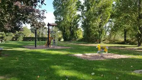 Photo de Rilly-sur-Loire Picnic Ground