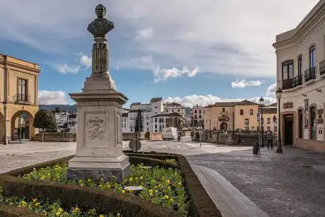 Photo de Busto de Antonio RÃos Rosas