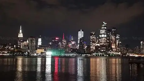 Photo de Hudson River Waterfront Walkway