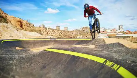 Photo de Pumptrack Baltanas by zuinbikeparks