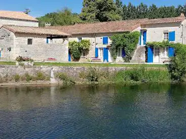 Photo de Espace Culturel du Four Pontet