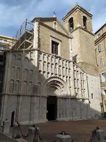 Photo de Chiesa di Santa Maria della Piazza