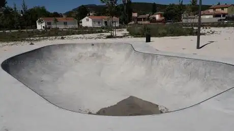 Photo de Skatepark - bowl des matelles