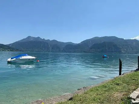 Photo de Attersee - Taucheinstiegstelle Schlierwand