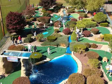 Lakeview Driving Range