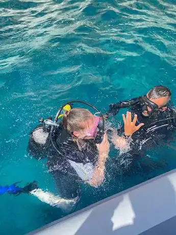 Leila Diving Center