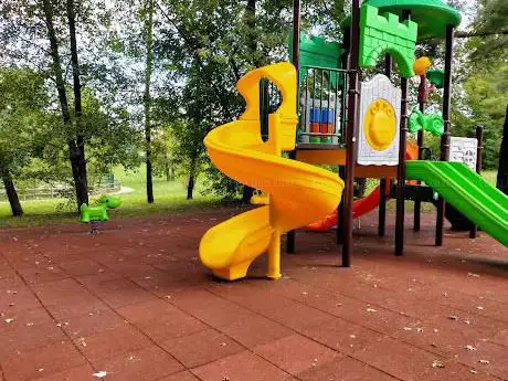 Area Giochi c/o Parco Comunale - Veniano (CO)