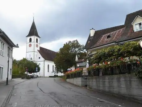 Photo de Römisch-katholische Kirche St. Josef