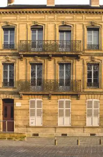 La Maison des Ailleurs