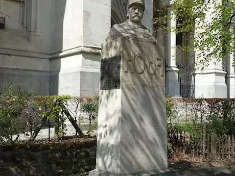 Statue Foch