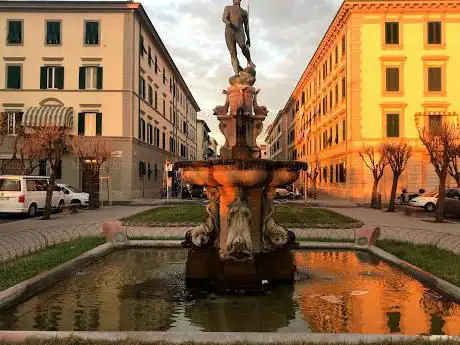 Photo de Fontana del Nettuno