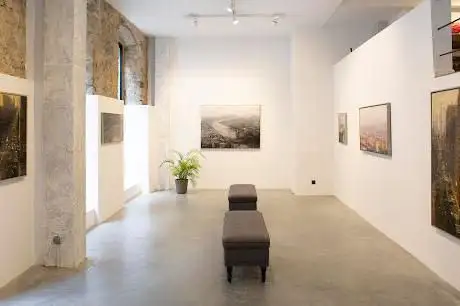 Photo de GalerÃe Bea VillamarÃn
