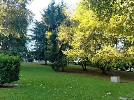 Photo de Campillin Gardens