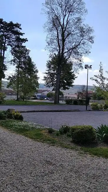 Parc et château d'eaux de Damery