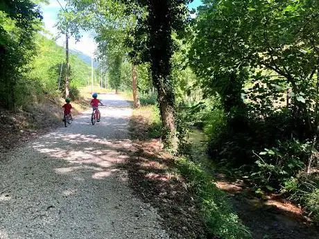 Photo de Ciclabile Pievetorina Fiume