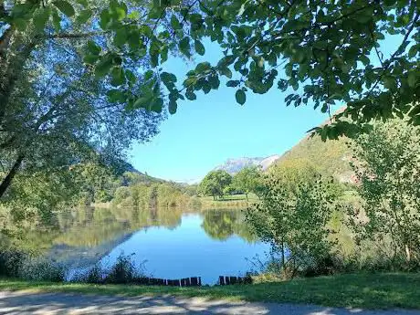 Lac Du Mole