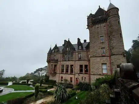 Photo de Belfast Castle and Cave Hill trail